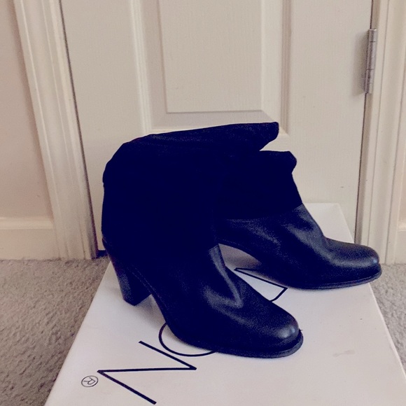 Marlon, suede /leather Scrunch boots size 8.5 style by Danielle, color black - Picture 4 of 10